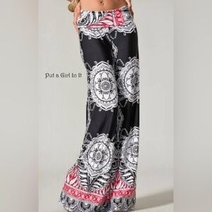 J Up Palazzo Pants Black White Red Boho Medallion Pattern NWT